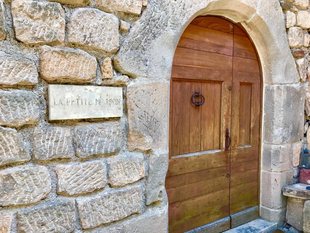 La Petite Maison Des Artistes Villa Castelnau-Pégayrols Kamer foto