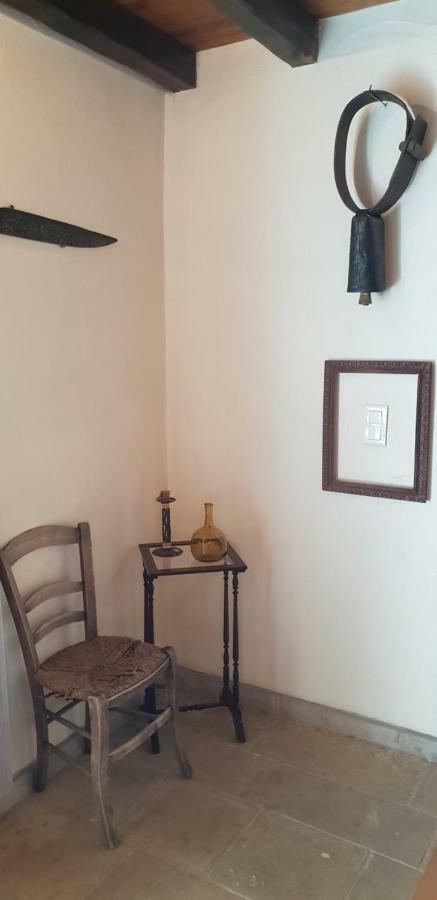 La Petite Maison Des Artistes Castelnau-Pégayrols Buitenkant foto