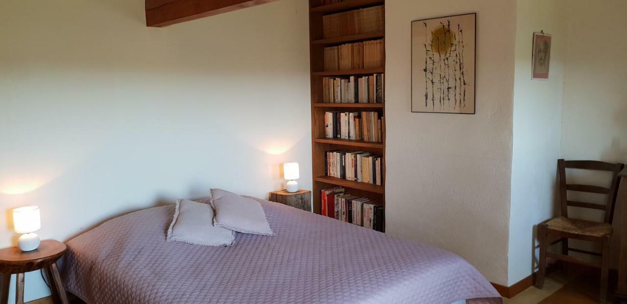 La Petite Maison Des Artistes Castelnau-Pégayrols Buitenkant foto